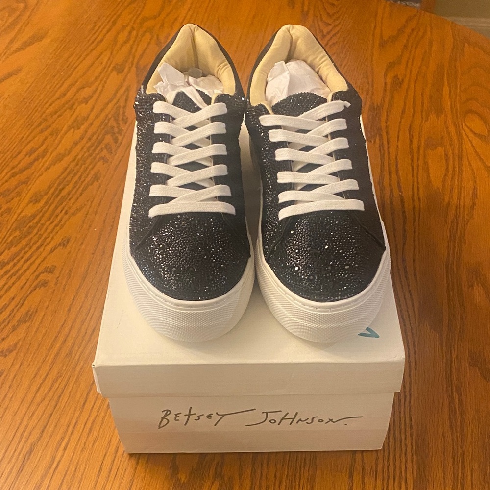 NWT Betsey Johnson Sparkling Black Platform Sneakers